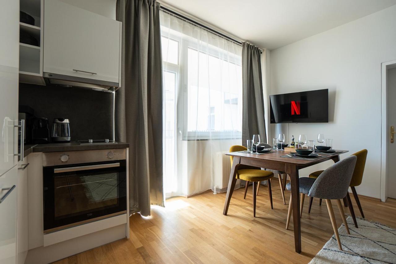 Appartement Bright Stylish With A Huge Terrace In A Location *