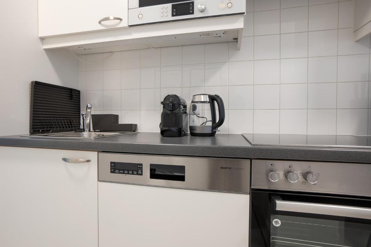 Bright Stylish With A Huge Terrace In A Location Appartement *