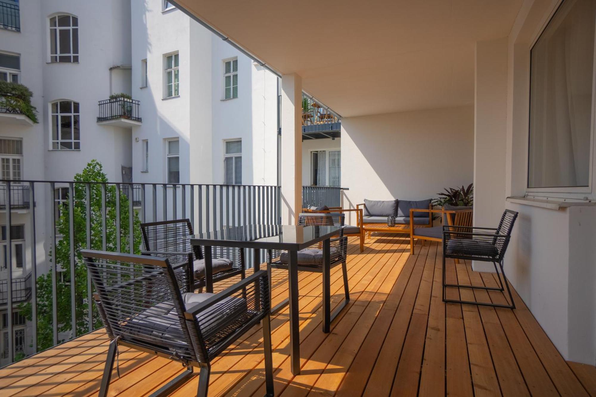 Bright Stylish With A Huge Terrace In A Location Appartement Wenen