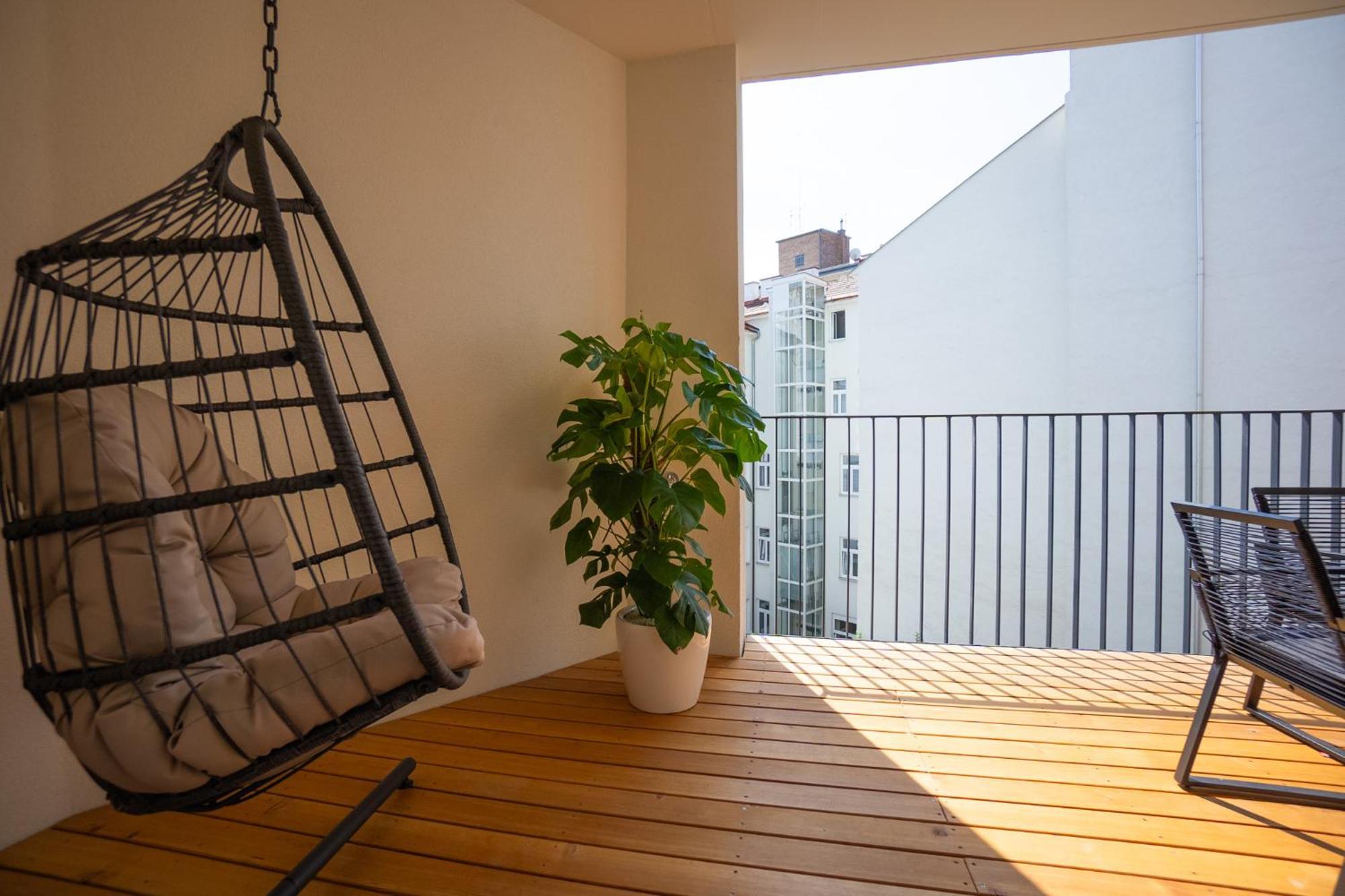 Bright Stylish With A Huge Terrace In A Location Appartement